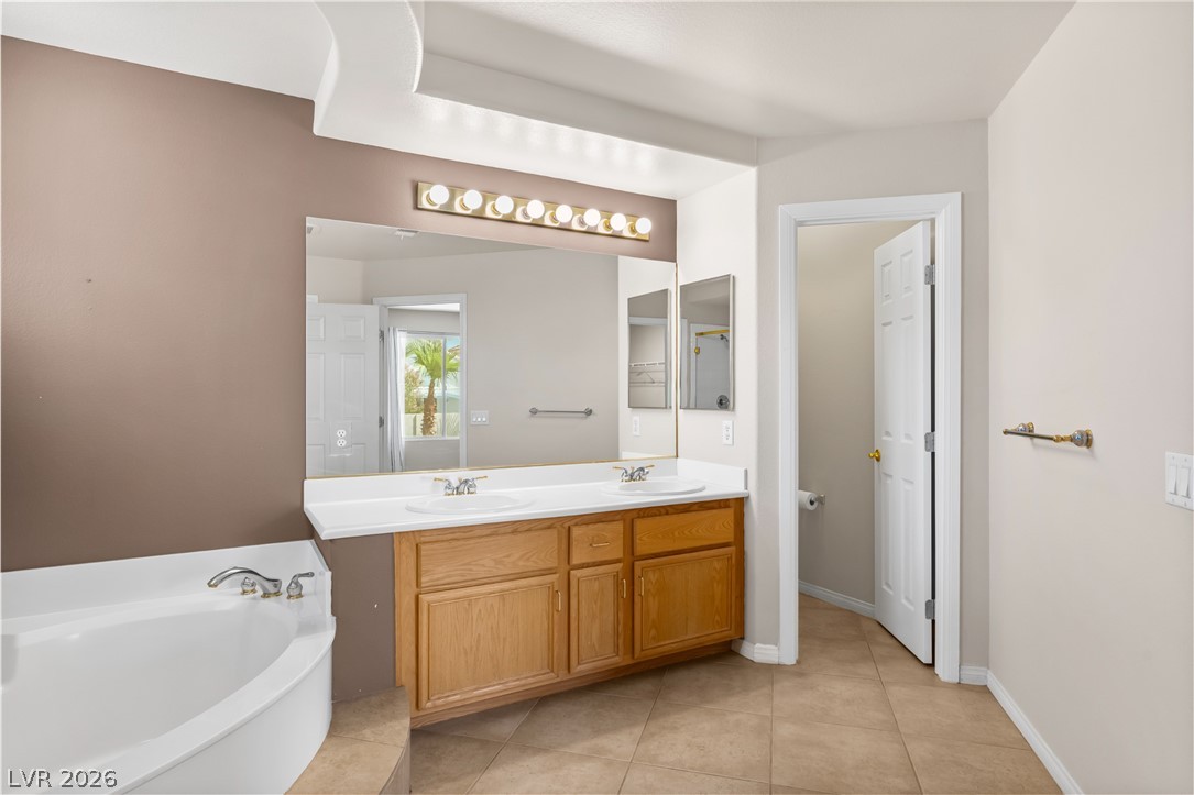 7943 Avalon Island Street Property Photo 35