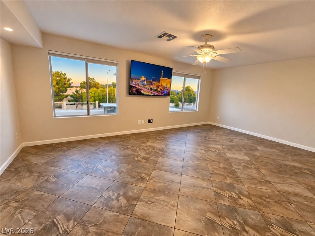 8652 Heatherstone Street Property Photo 17