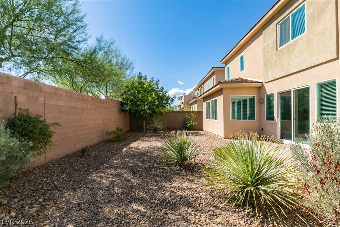 8575 Old Daylily Lane Property Photo 48