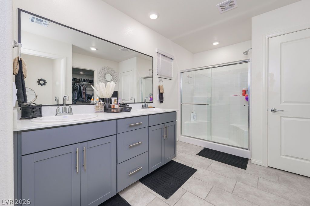 6135 Larimar Gold Street Property Photo 16