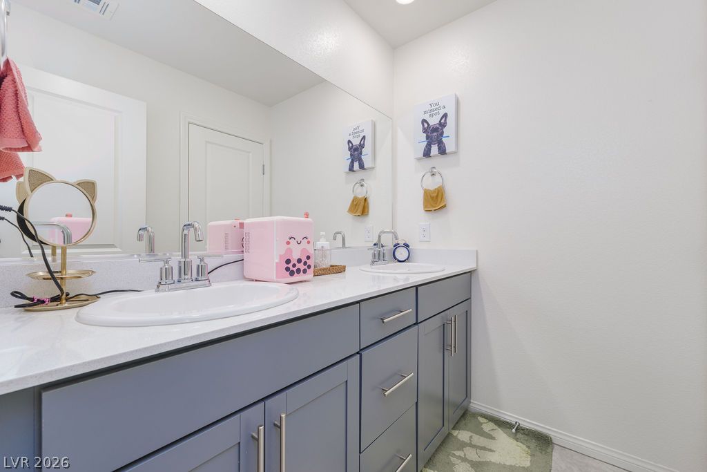 6135 Larimar Gold Street Property Photo 21