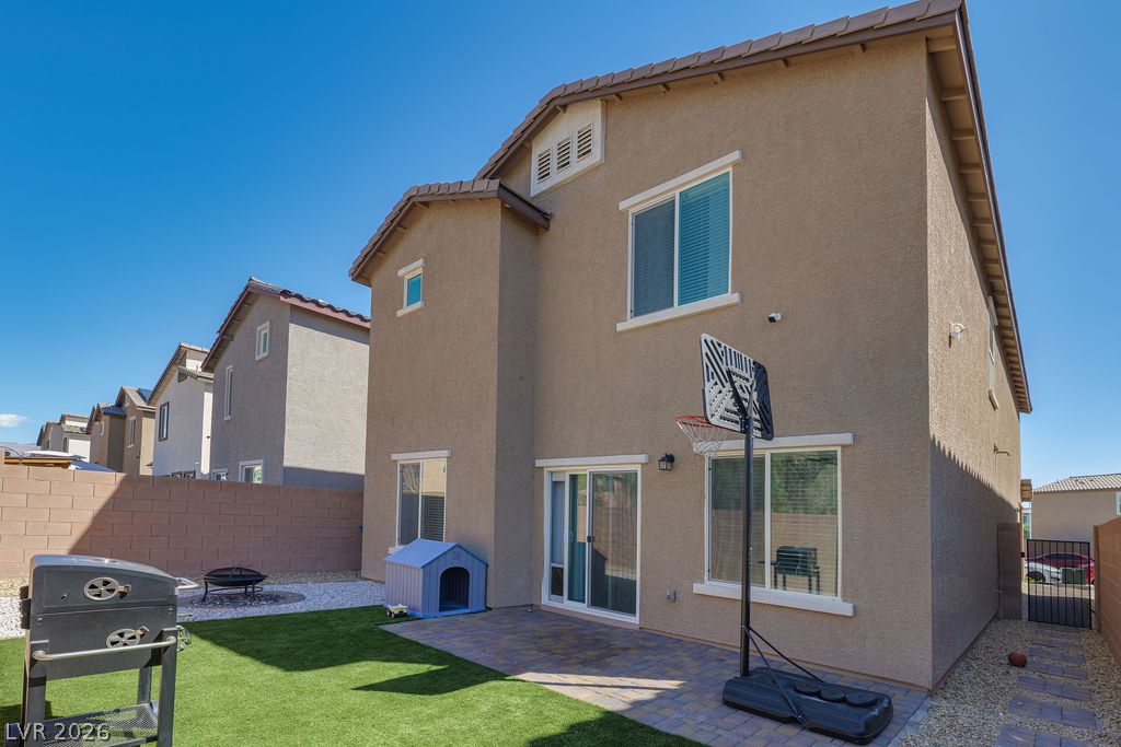 6135 Larimar Gold Street Property Photo 26