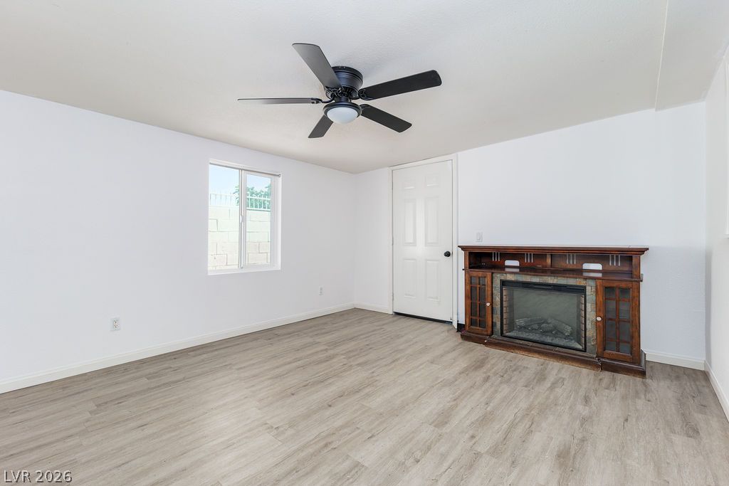 7242 Vireo Drive Property Photo 8
