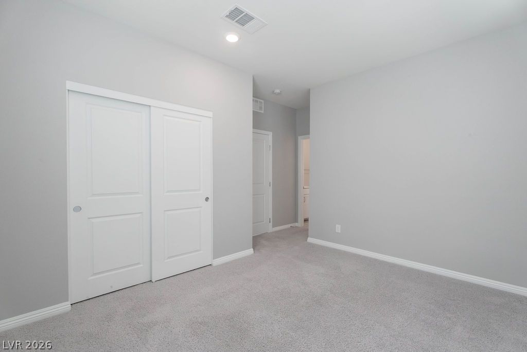 12385 Valley Chase Avenue Property Photo 21