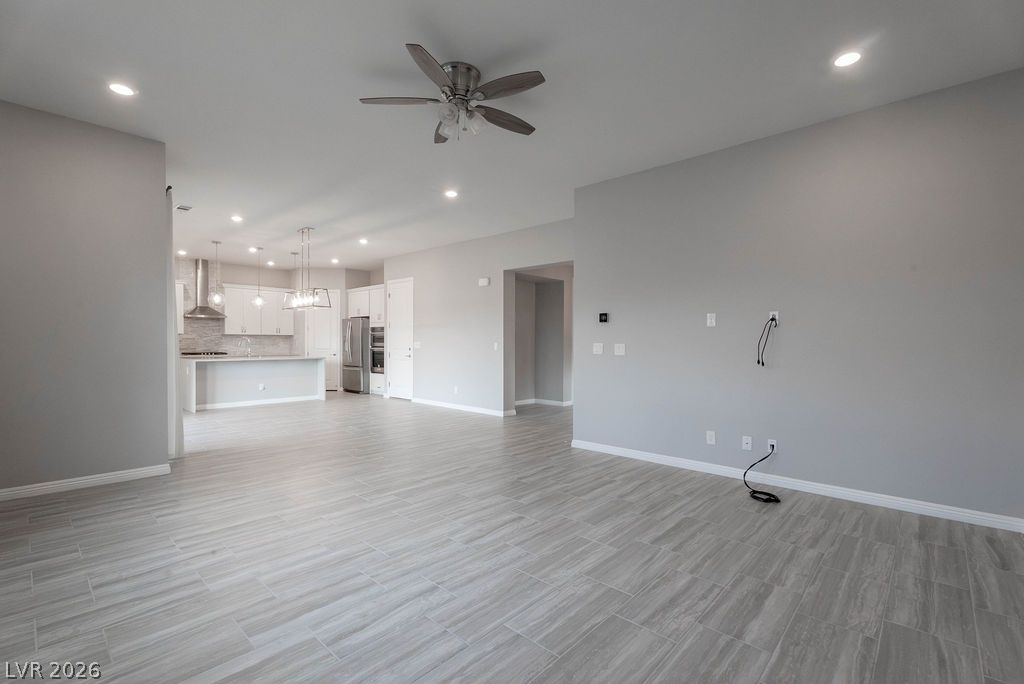 12385 Valley Chase Avenue Property Photo 46
