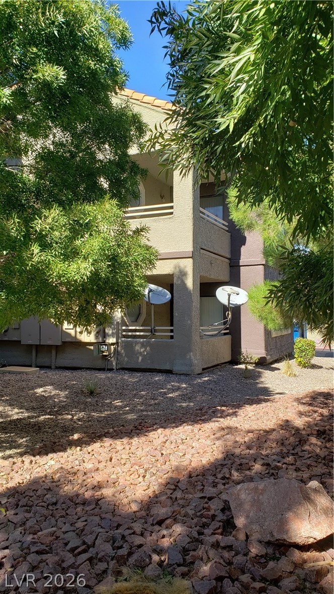 5066 Rainbow Boulevard 201 Property Photo 7