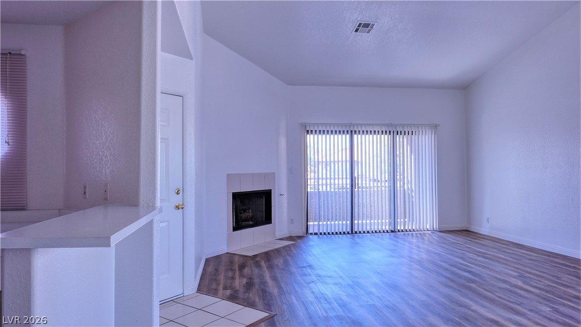 5066 Rainbow Boulevard 201 Property Photo 9
