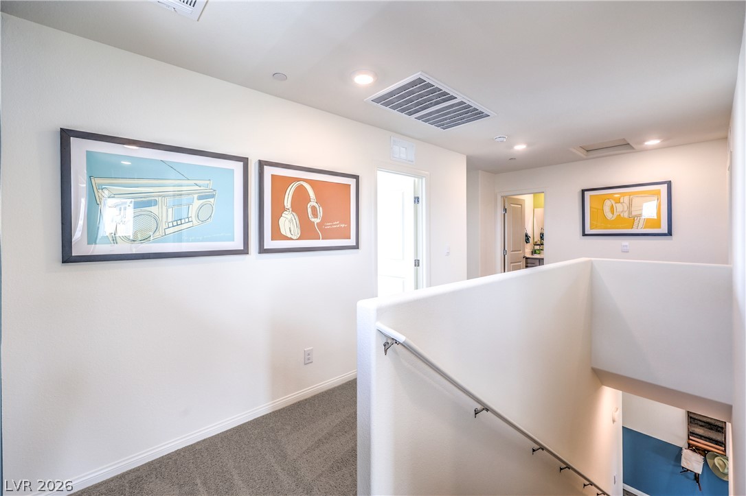 1206 Sun Parakeet Drive Property Photo 16
