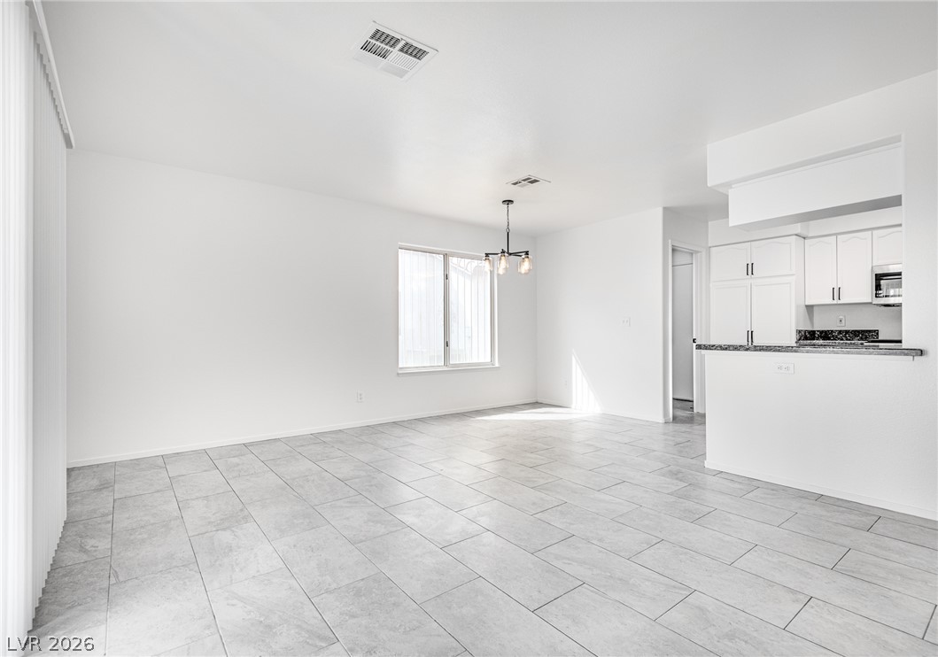 4319 Pageantry Falls Drive Property Photo 4