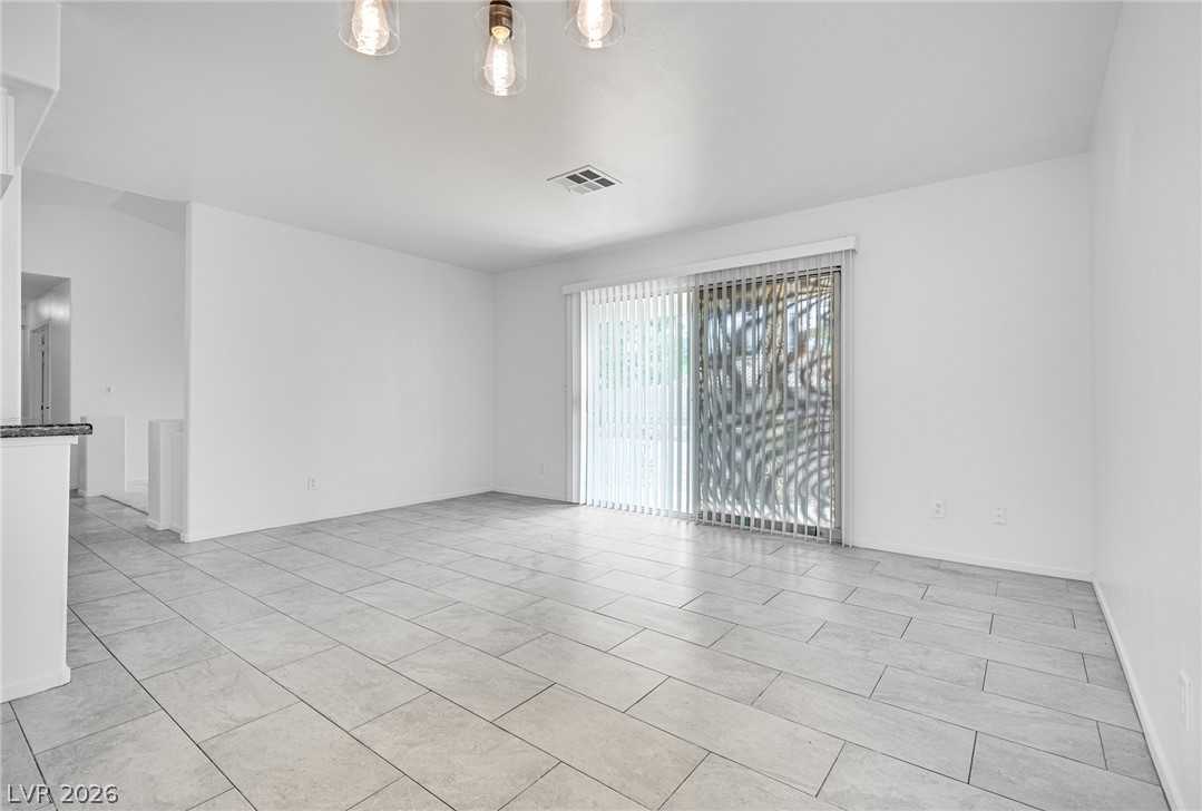 4319 Pageantry Falls Drive Property Photo 5