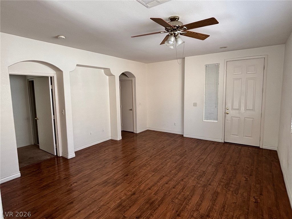 340 Magnolia Arbor Street Property Photo 3