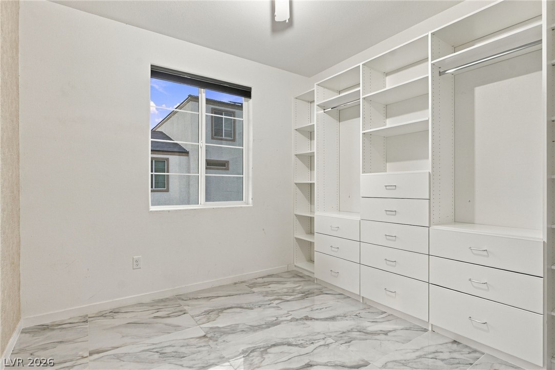 5684 Beguiling Falls Street Property Photo 12