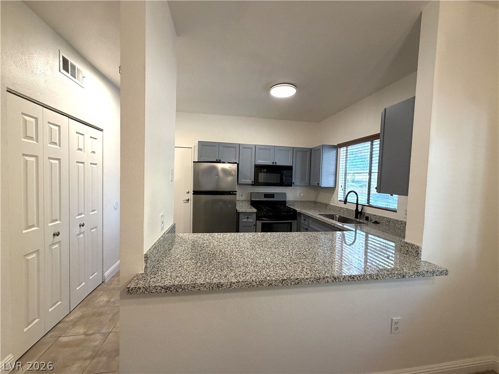 5250 Rainbow Boulevard 1166 Property Photo 7