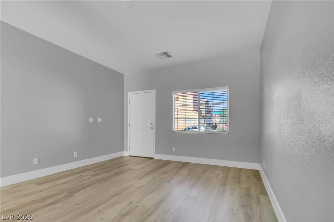 887 Blushing Rose Place Property Photo 6
