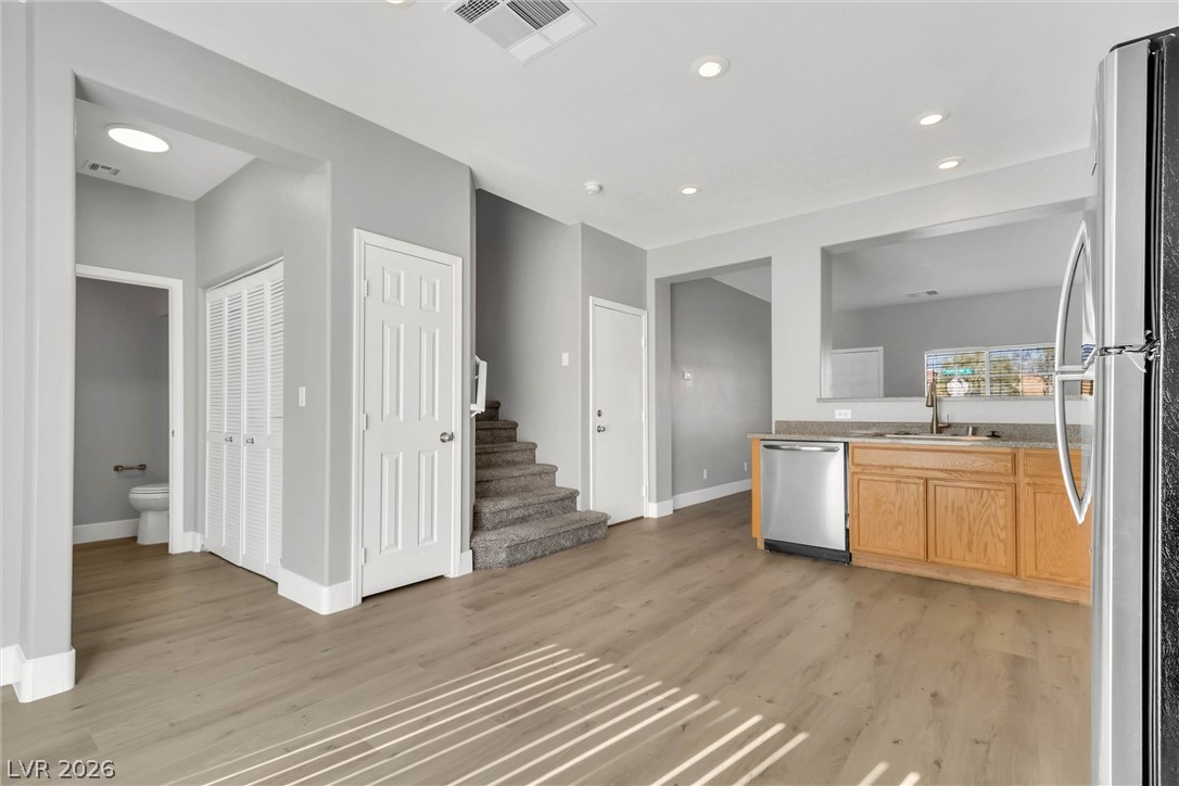 887 Blushing Rose Place Property Photo 11