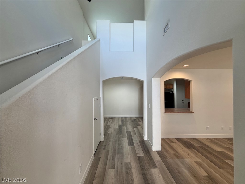 9168 Obtainable Court Property Photo 4
