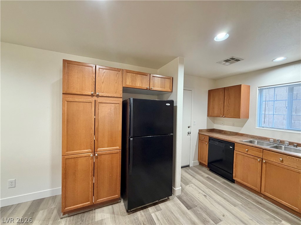 9168 Obtainable Court Property Photo 11