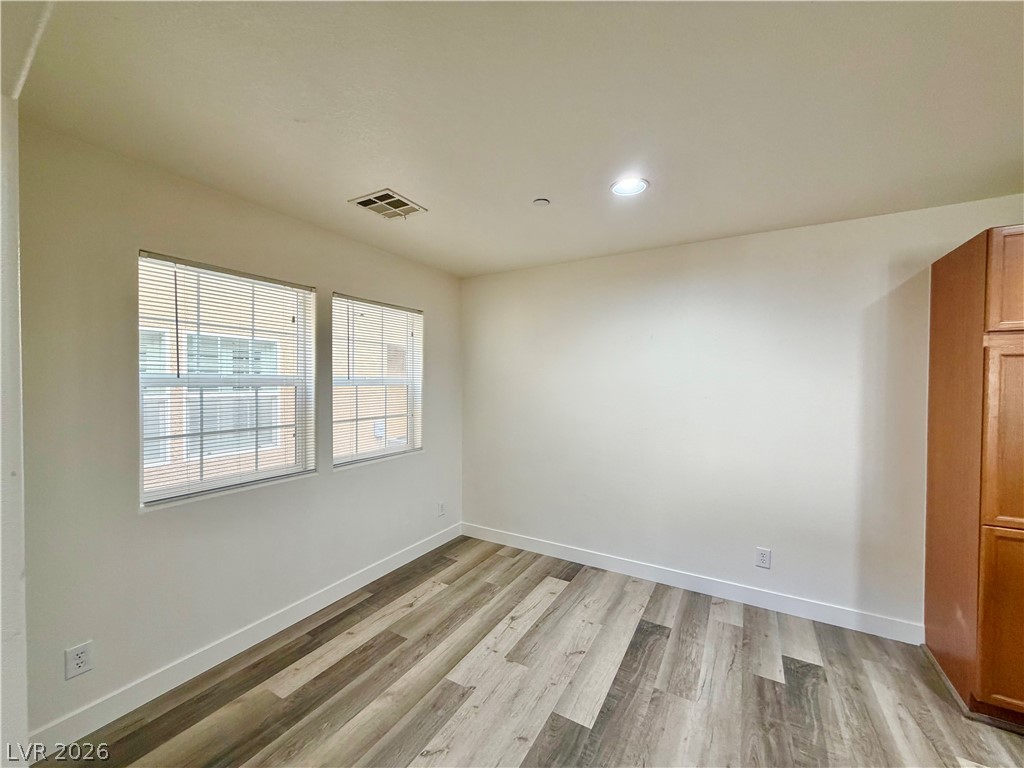 9168 Obtainable Court Property Photo 12