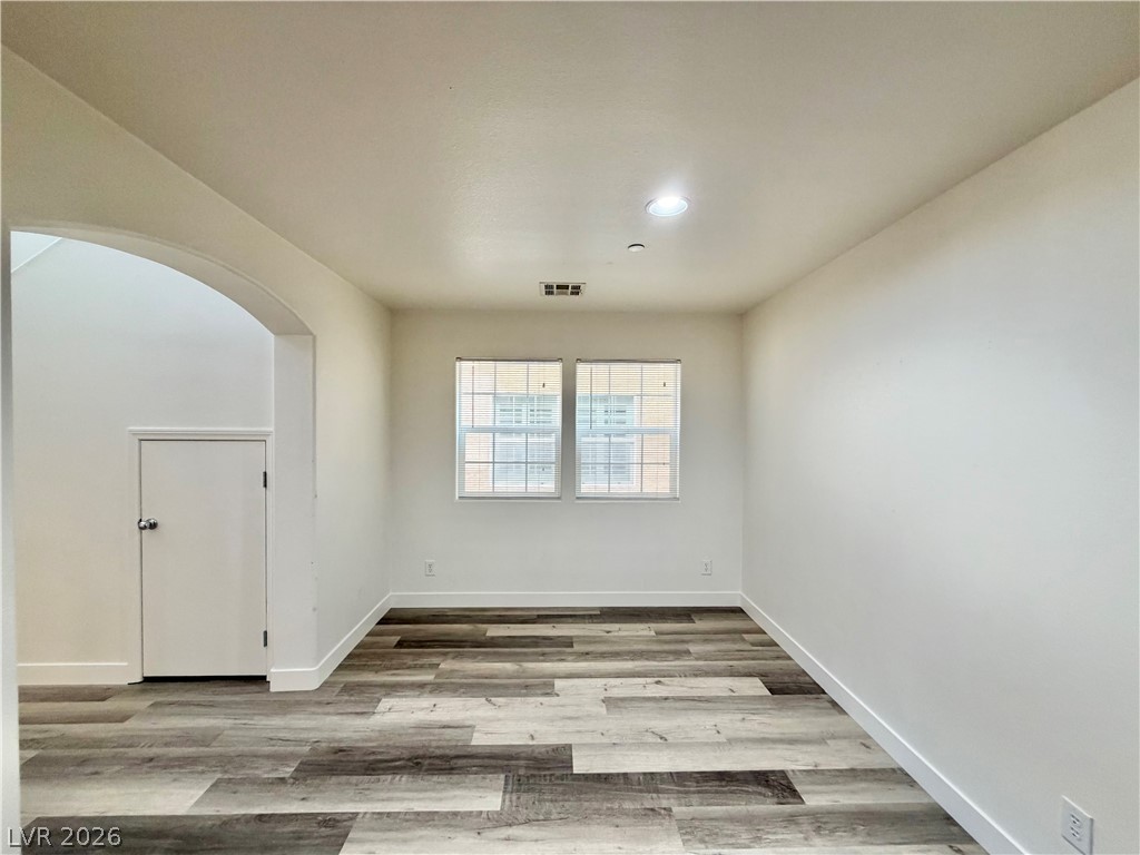 9168 Obtainable Court Property Photo 13
