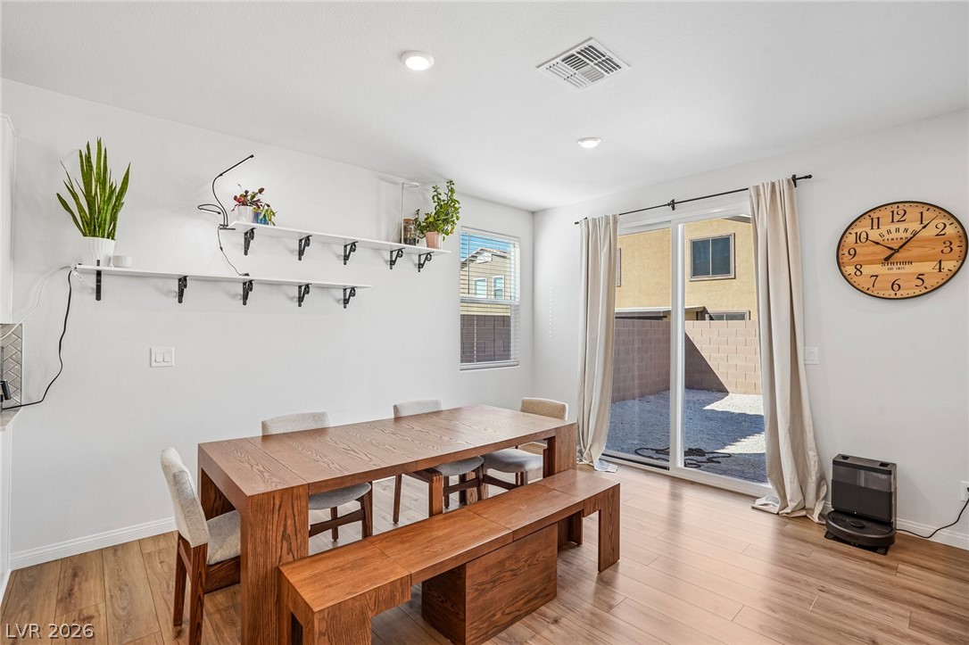 5937 Violet Crown Street Property Photo 6