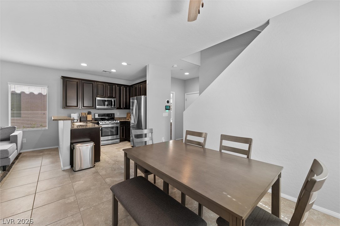 7721 Lively Loom Court Property Photo 6