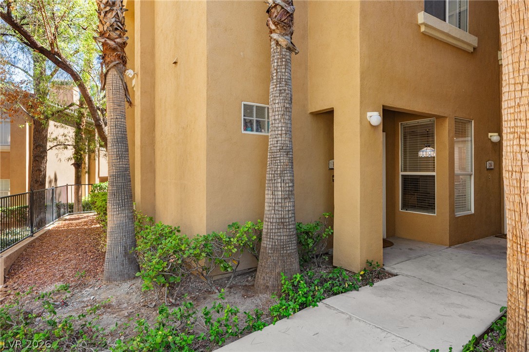 8709 Red Rio Drive 104 Property Photo 6