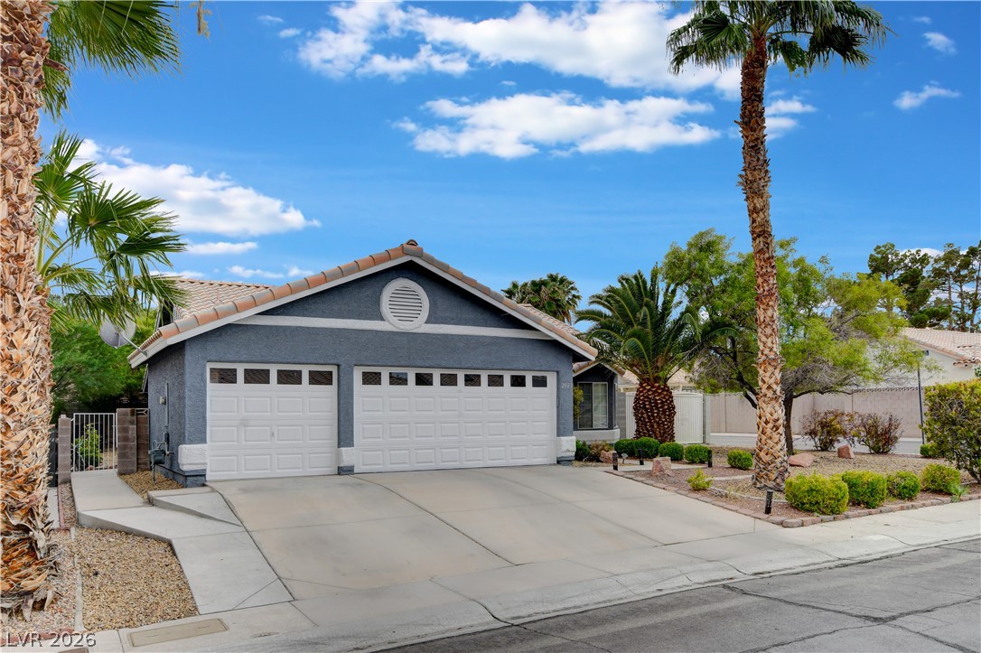 2023 Farmouth Circle Property Photo 2