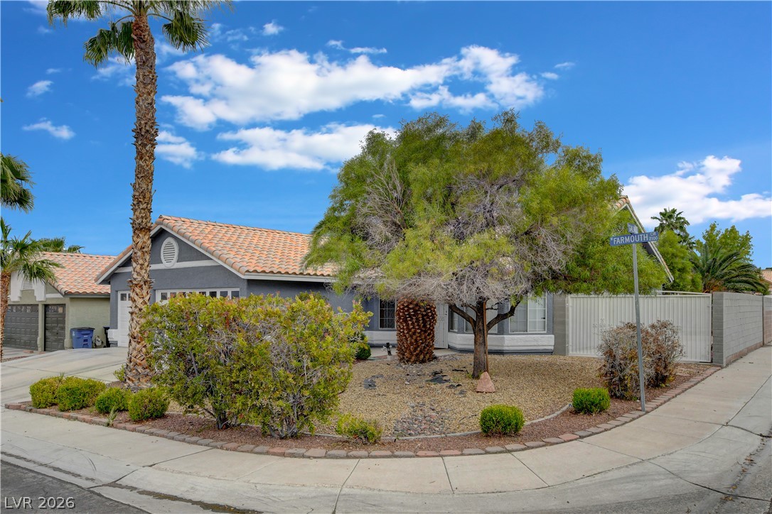 2023 Farmouth Circle Property Photo 3