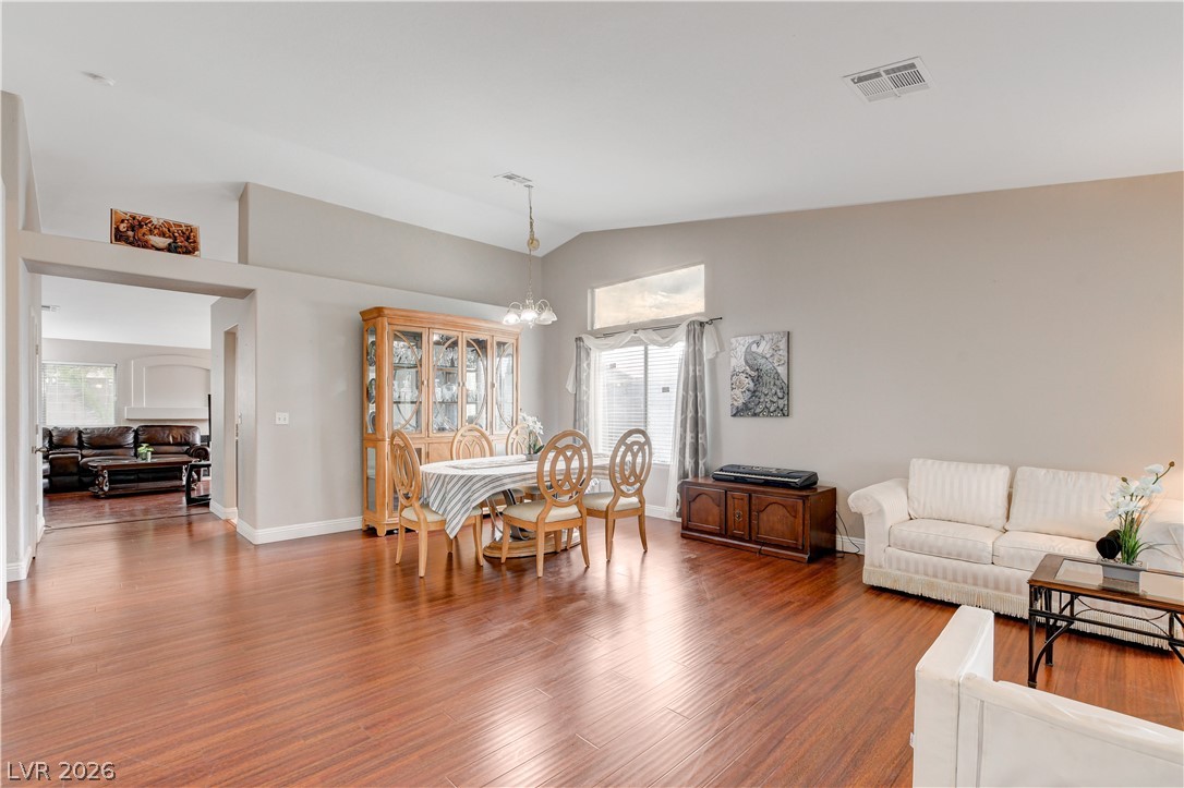 2023 Farmouth Circle Property Photo 5