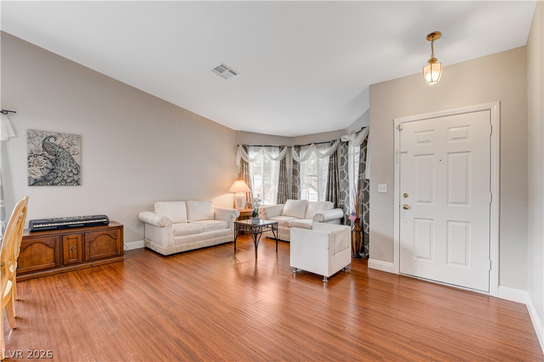 2023 Farmouth Circle Property Photo 6
