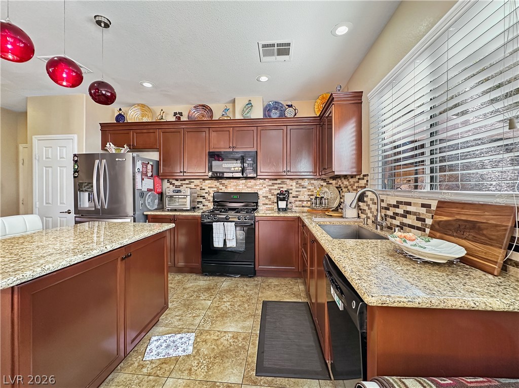 8122 Retriever Avenue Property Photo 6