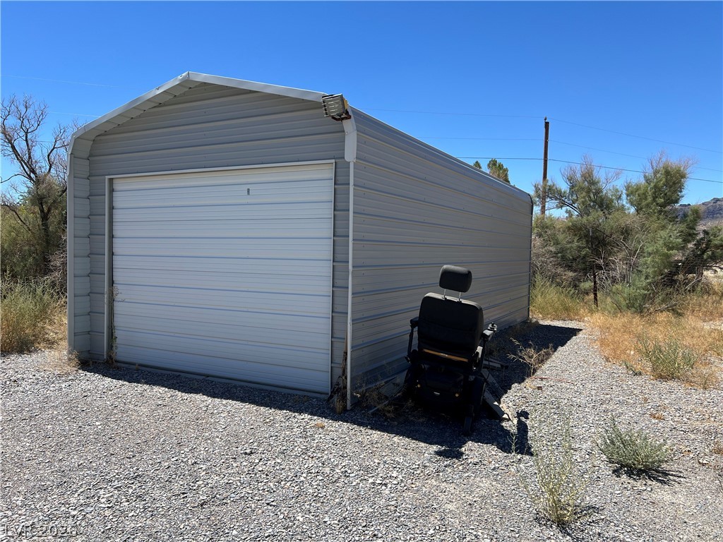 2831 Rita Drive Property Photo 4