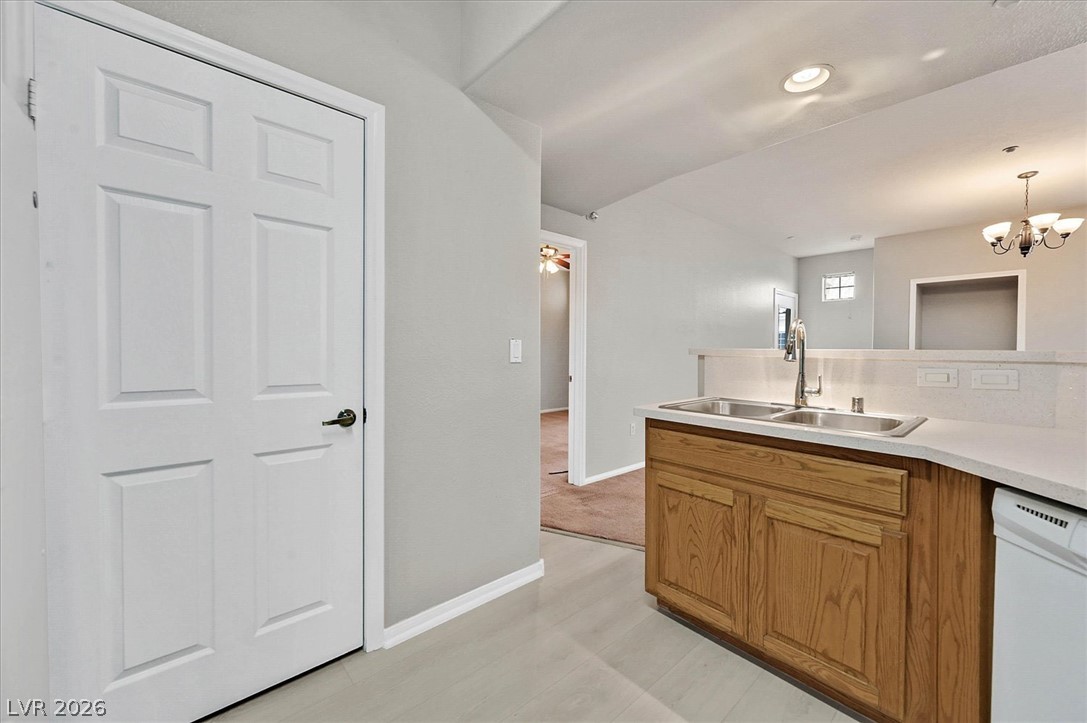5855 Valley Drive 2185 Property Photo 12