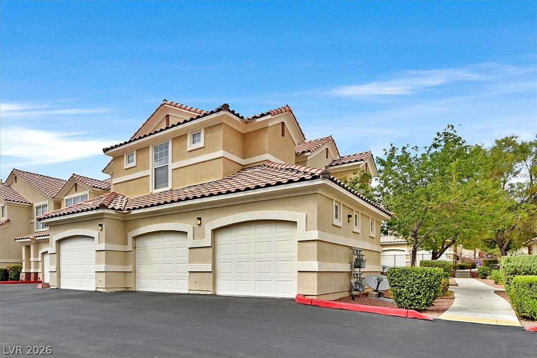 5855 Valley Drive 2185 Property Photo 24