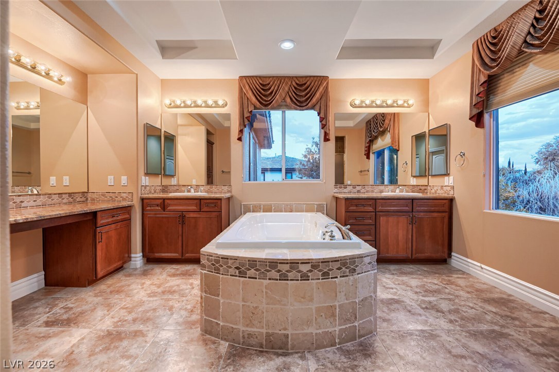 7509 Via Fiorentino Street Property Photo 27