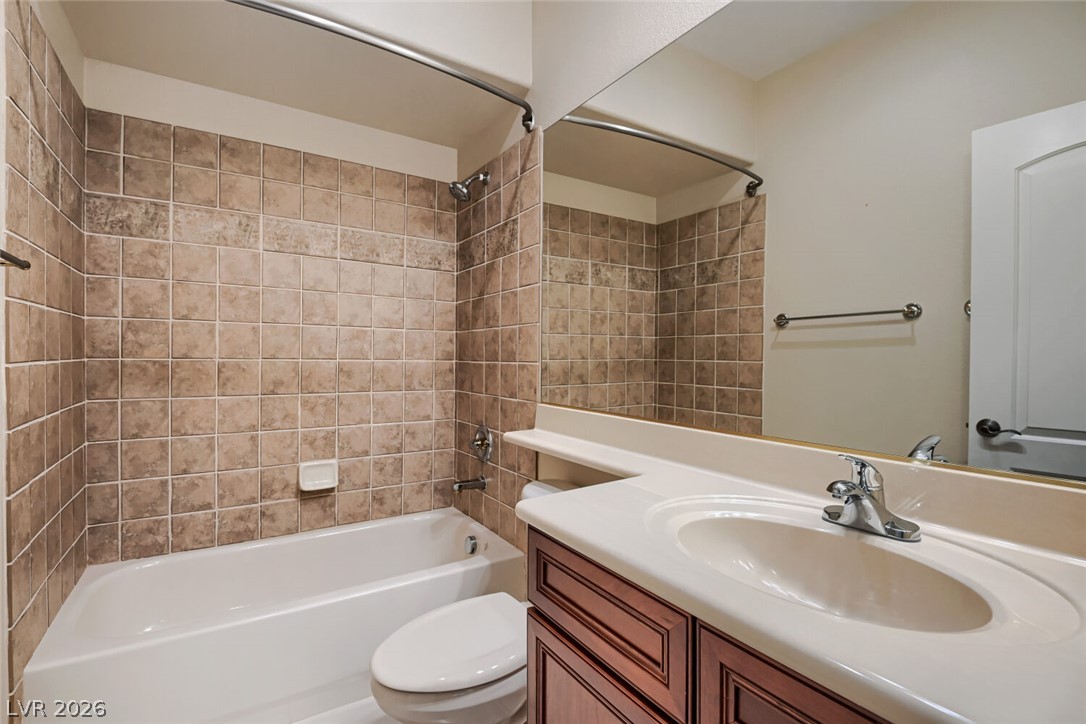 7509 Via Fiorentino Street Property Photo 29
