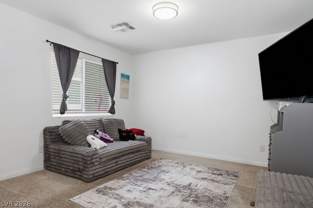 2820979 Property Photo 3