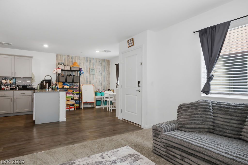 2820979 Property Photo 5
