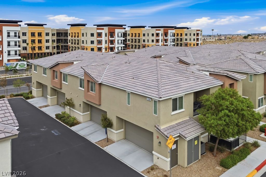 2820979 Property Photo 28