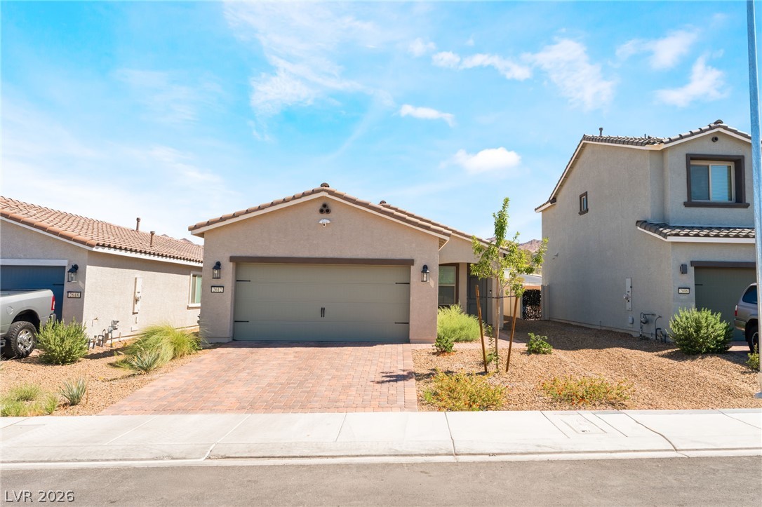 2612 Lily Point Street Property Photo 1