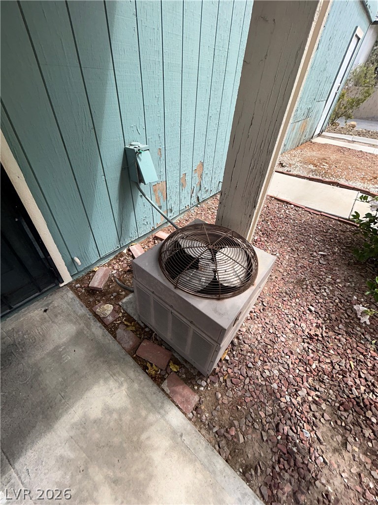 4758 Roberta Street 2 Property Photo 3