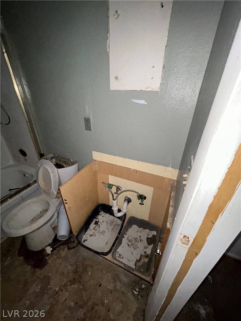4758 Roberta Street 2 Property Photo 7