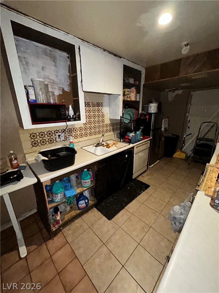 4758 Roberta Street 2 Property Photo 12