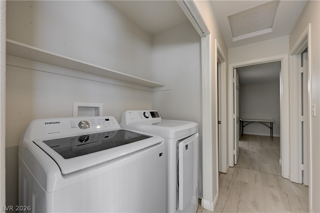 2025 Hollow Oak Avenue Property Photo 18