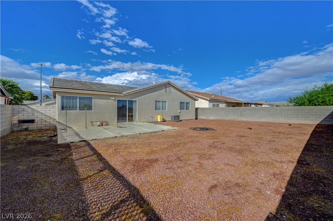 2025 Hollow Oak Avenue Property Photo 22