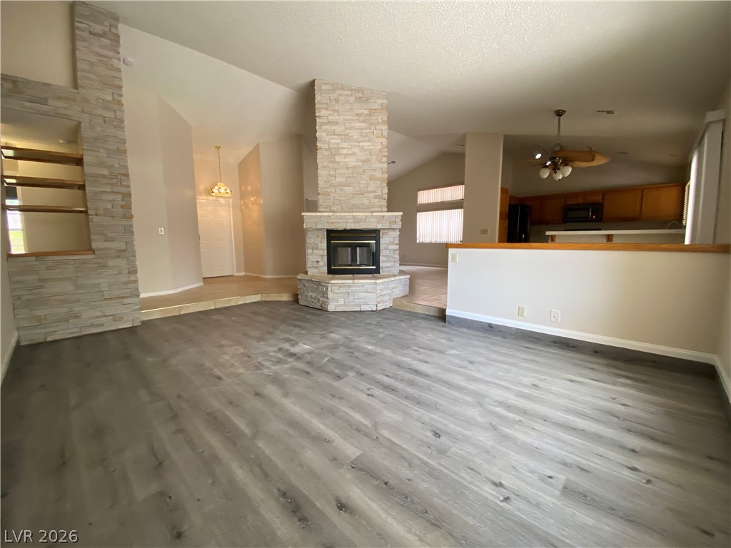 4327 Peaceful Path Court Property Photo 3