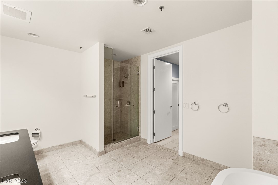 4525 Dean Martin Drive 409 Property Photo 24