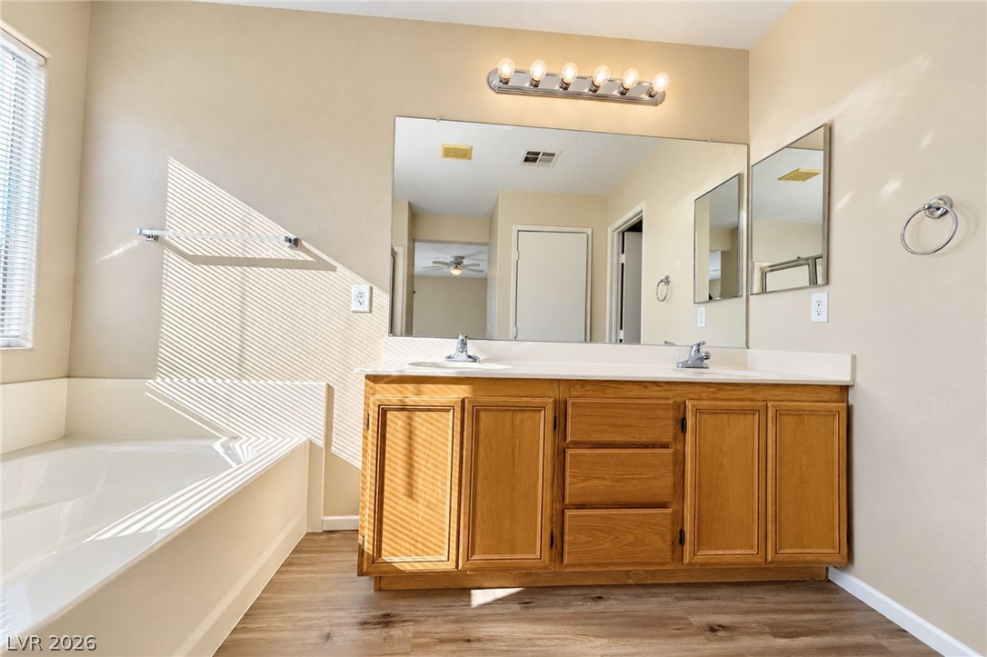 2821009 Property Photo 24