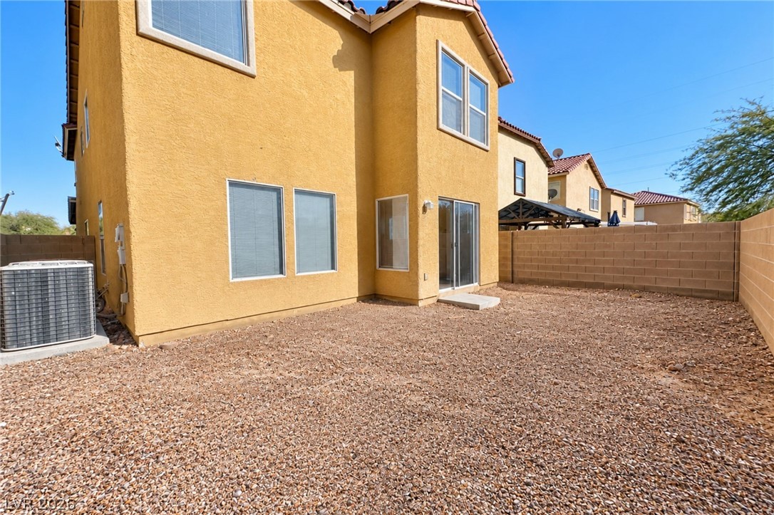2821009 Property Photo 40