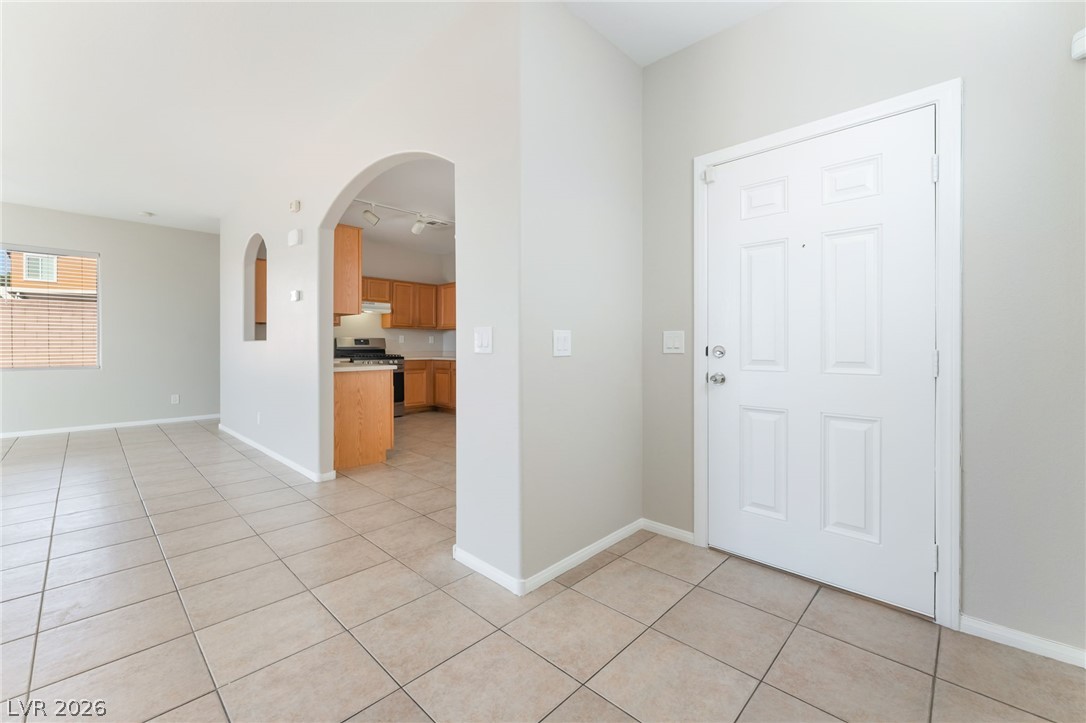 629 Twilight Blue Avenue Property Photo 7